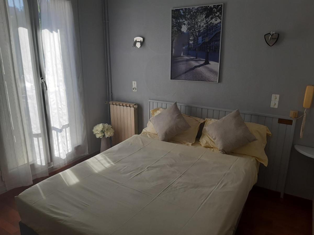 Hotel Aunis-Saintonge Роаян Екстериор снимка